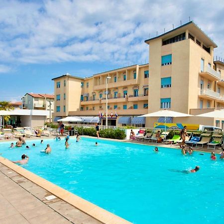 Hotel Stella Marina Marina di Cecina Exterior foto