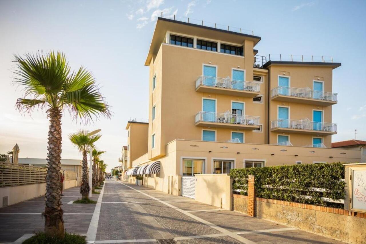 Hotel Stella Marina Marina di Cecina Exterior foto