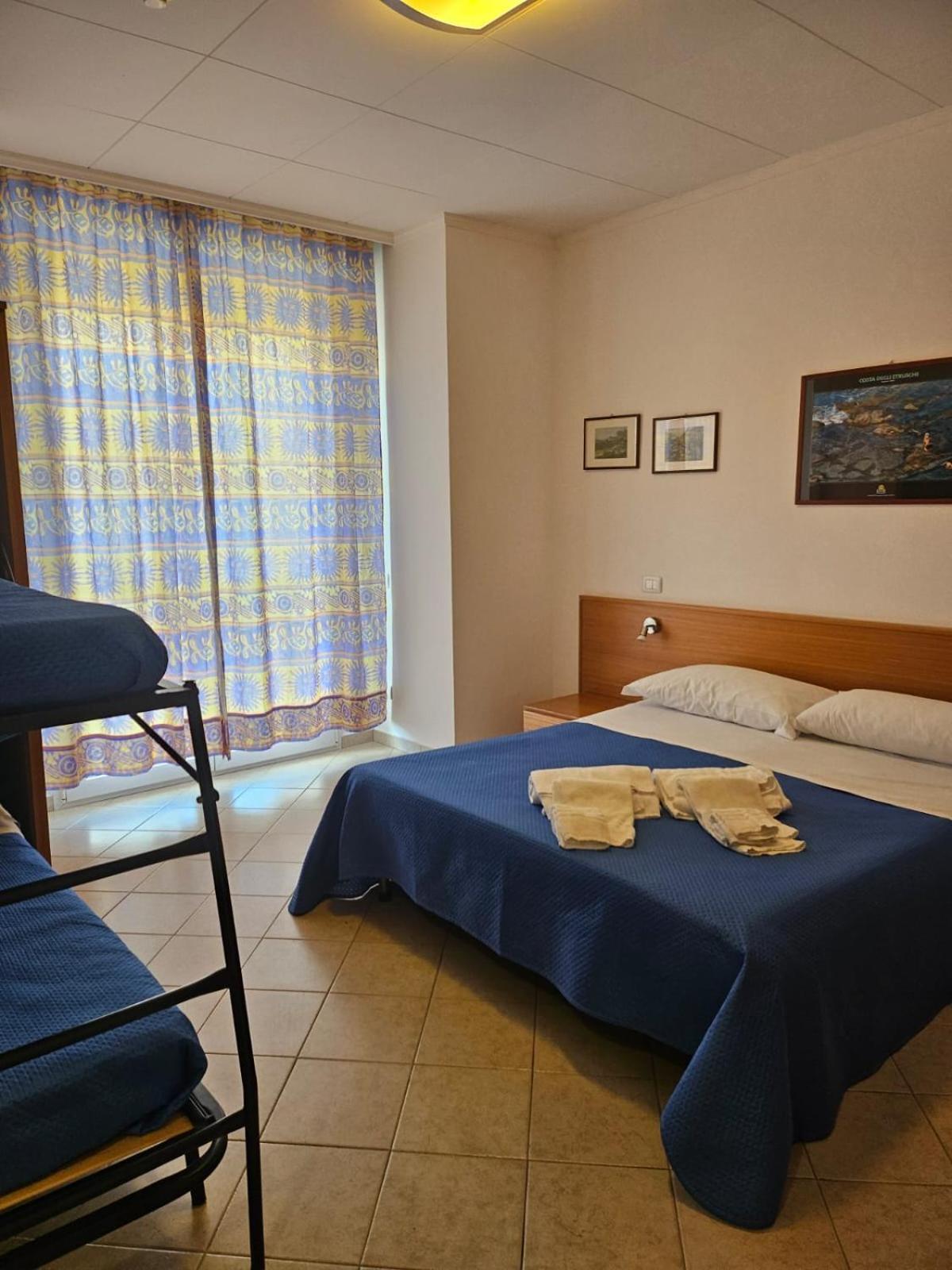Hotel Stella Marina Marina di Cecina Exterior foto