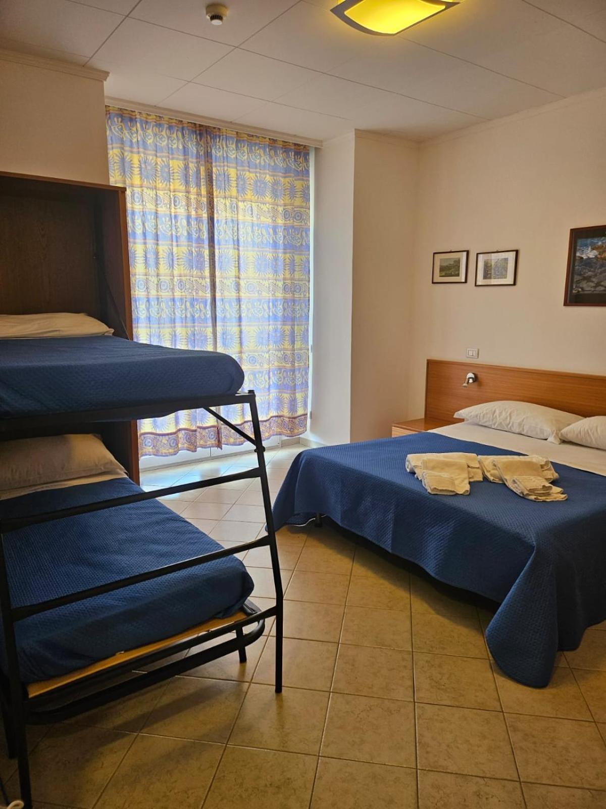 Hotel Stella Marina Marina di Cecina Exterior foto